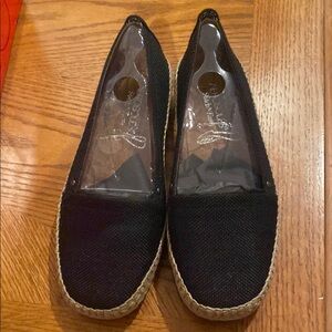 AEROSOLES Black Slip-On Loafers with Textured Sole